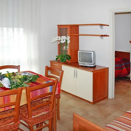 Teodora Ier01268 Cya Apartament Lido Adriano