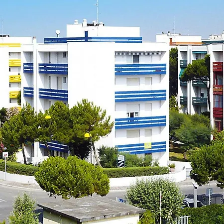 Teodora Ier01268 Cya * Lido Adriano